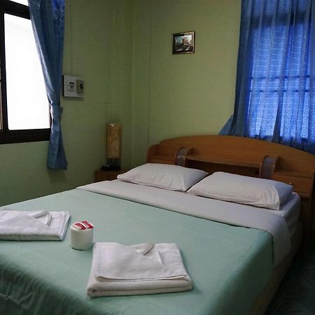Celtic Inn Guest House HHQ Extérieur photo